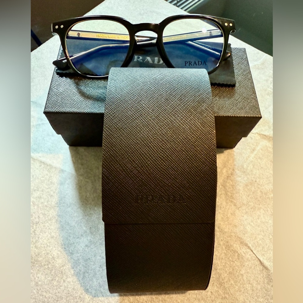 Black Designer Style Blue Light Glasses w/ Case, Box & Cloth - Picture 4 of 5